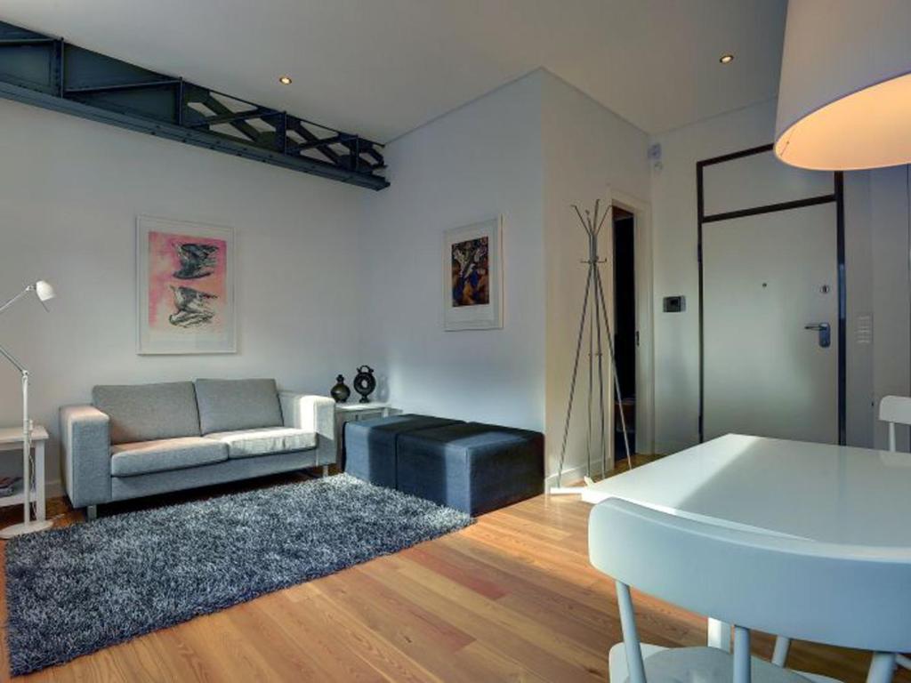 Caetanos Loft room 2