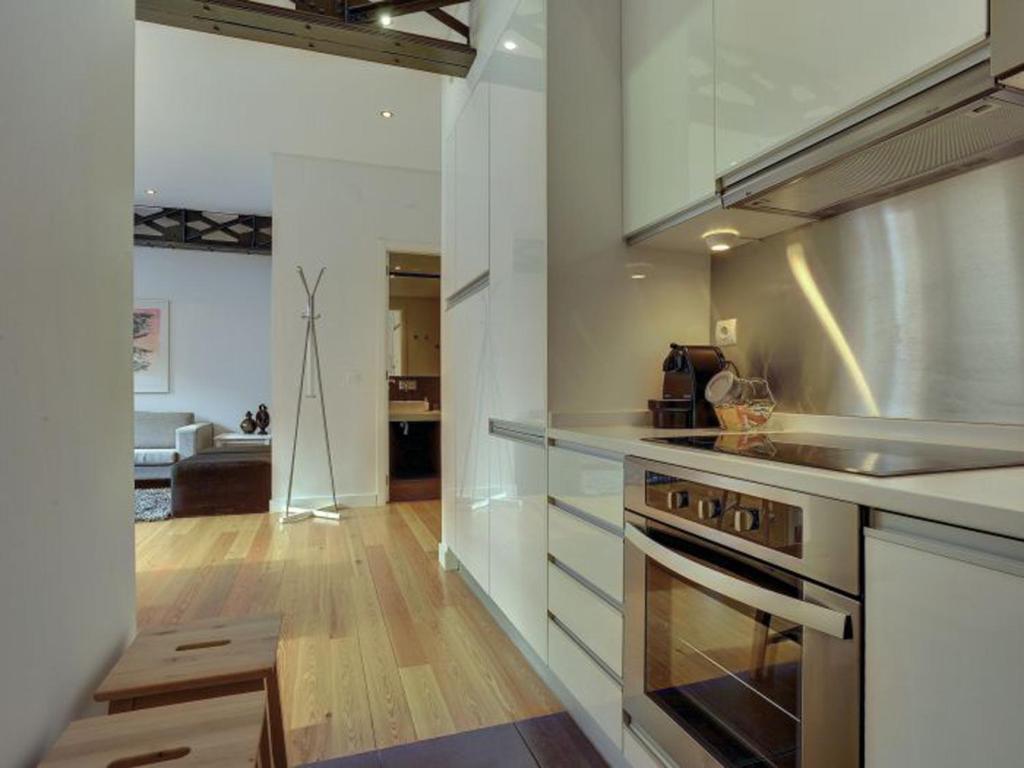Caetanos Loft room 4
